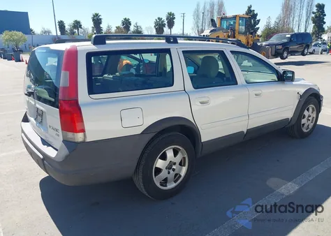2001 Volvo V70 Xc z USA, uszkodzony, nr VIN YV1SZ58DX11034326